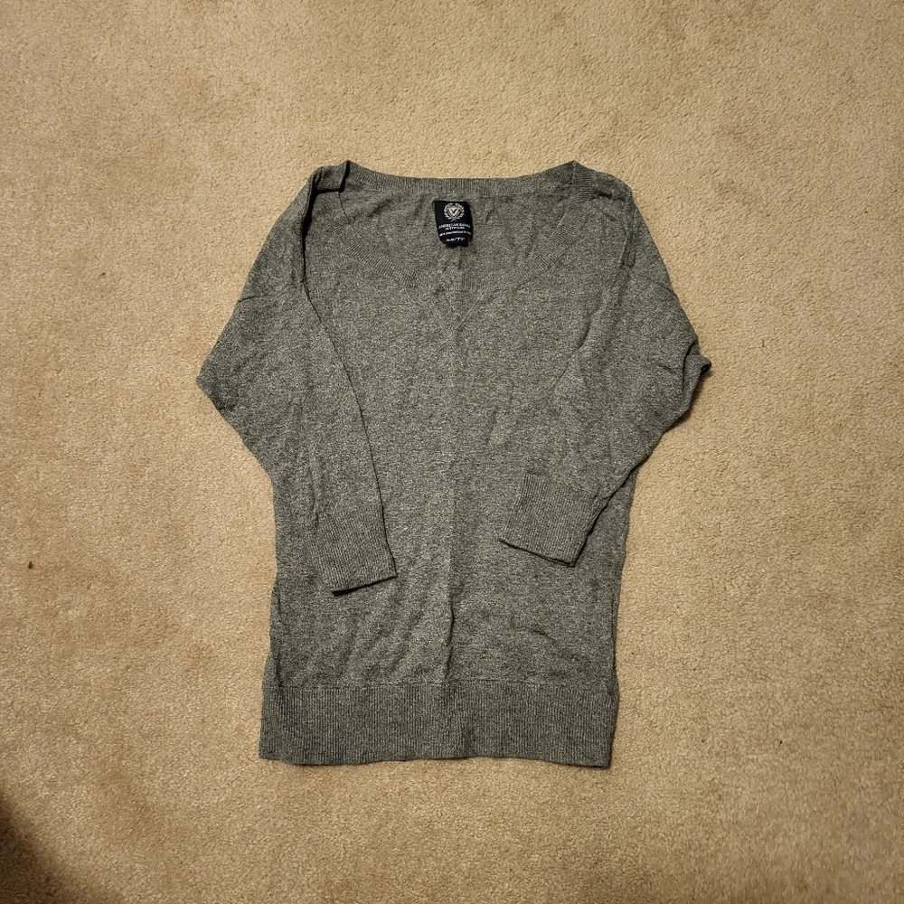 American Eagle Womens Shorter Sleeve Crewneck Sweater